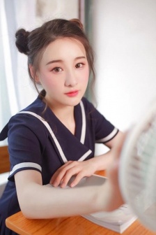 《丰满的女邻居》韩国